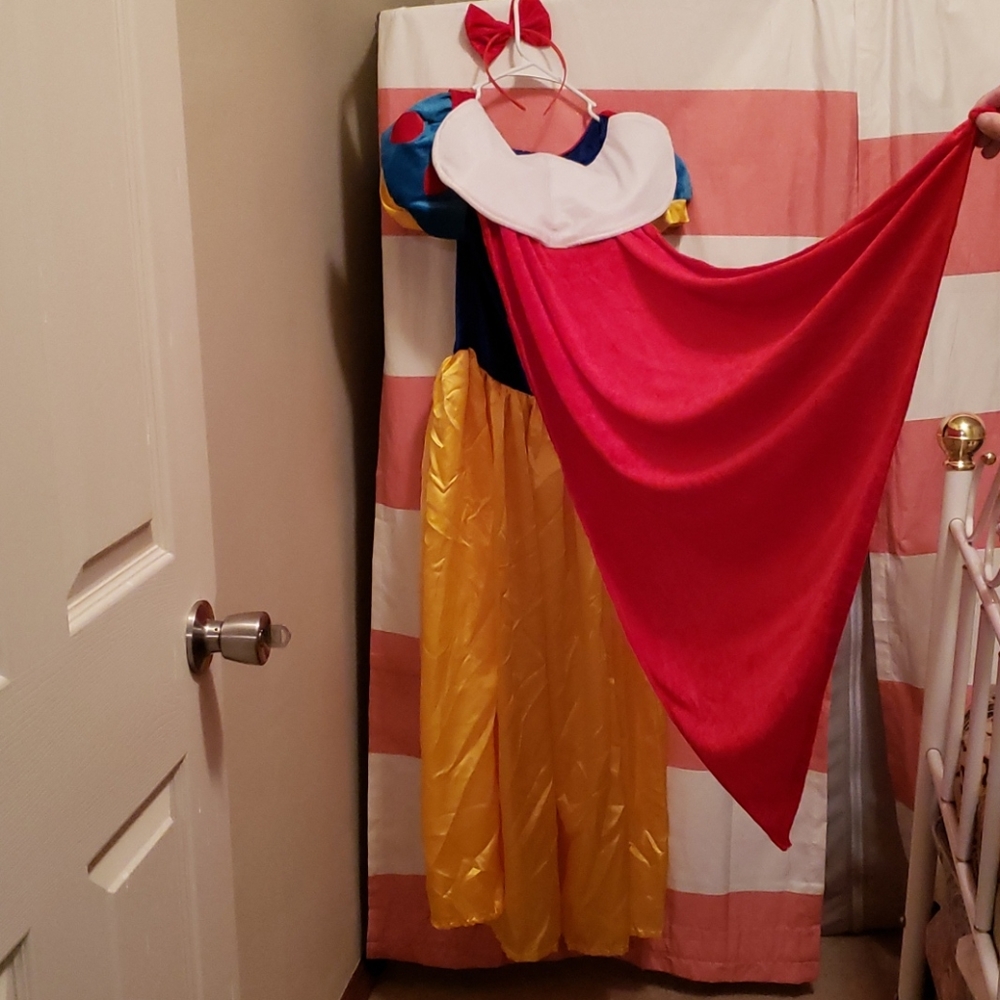 Custom - Picture 2 of 4